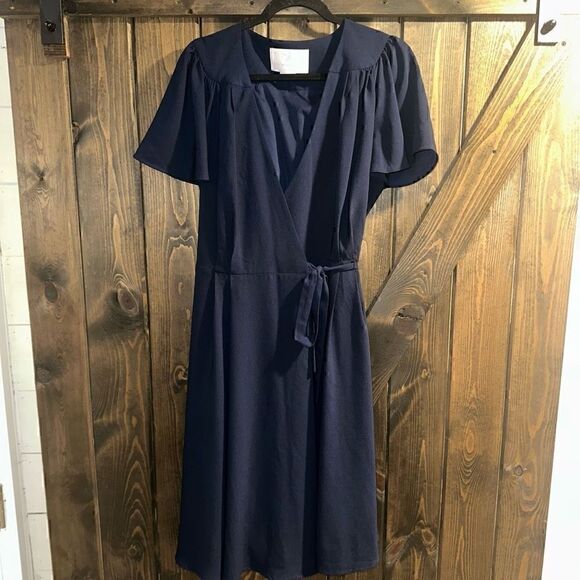 Gal Meets Glam Kingsley Flutter Sleeve Wrap Dress - Picture 2 of 8